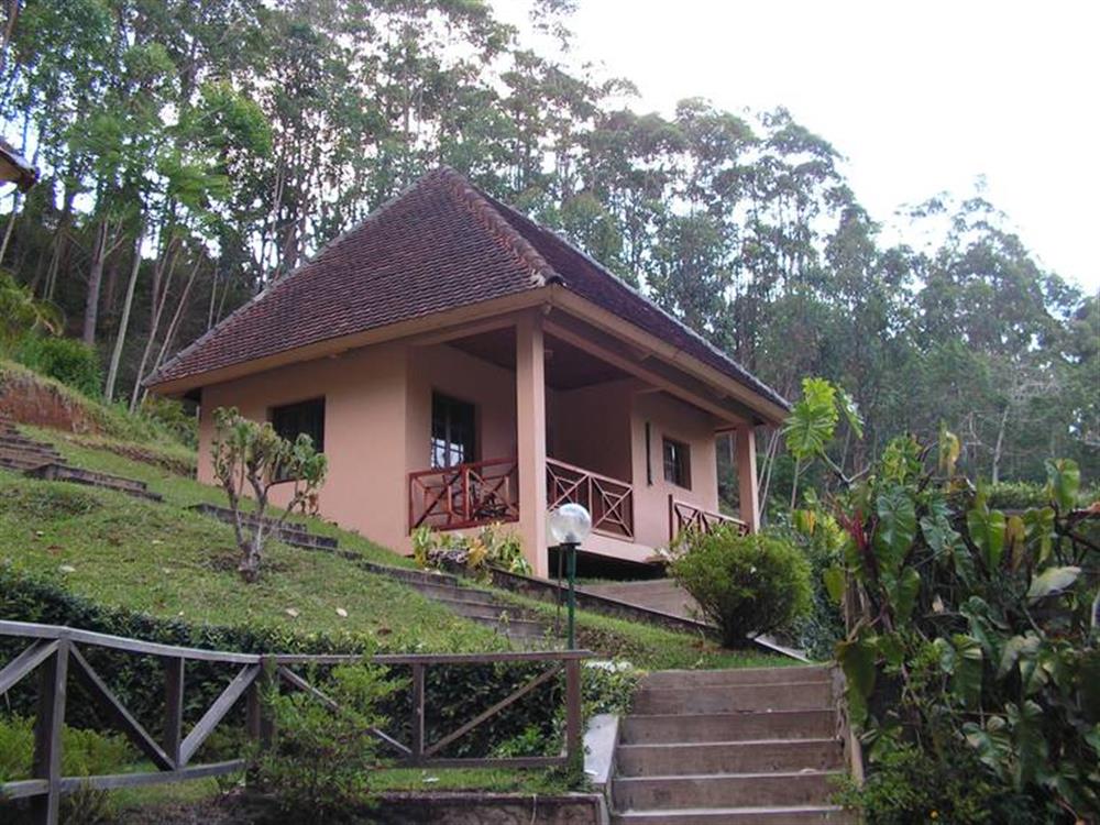 Vakona Forest Lodge